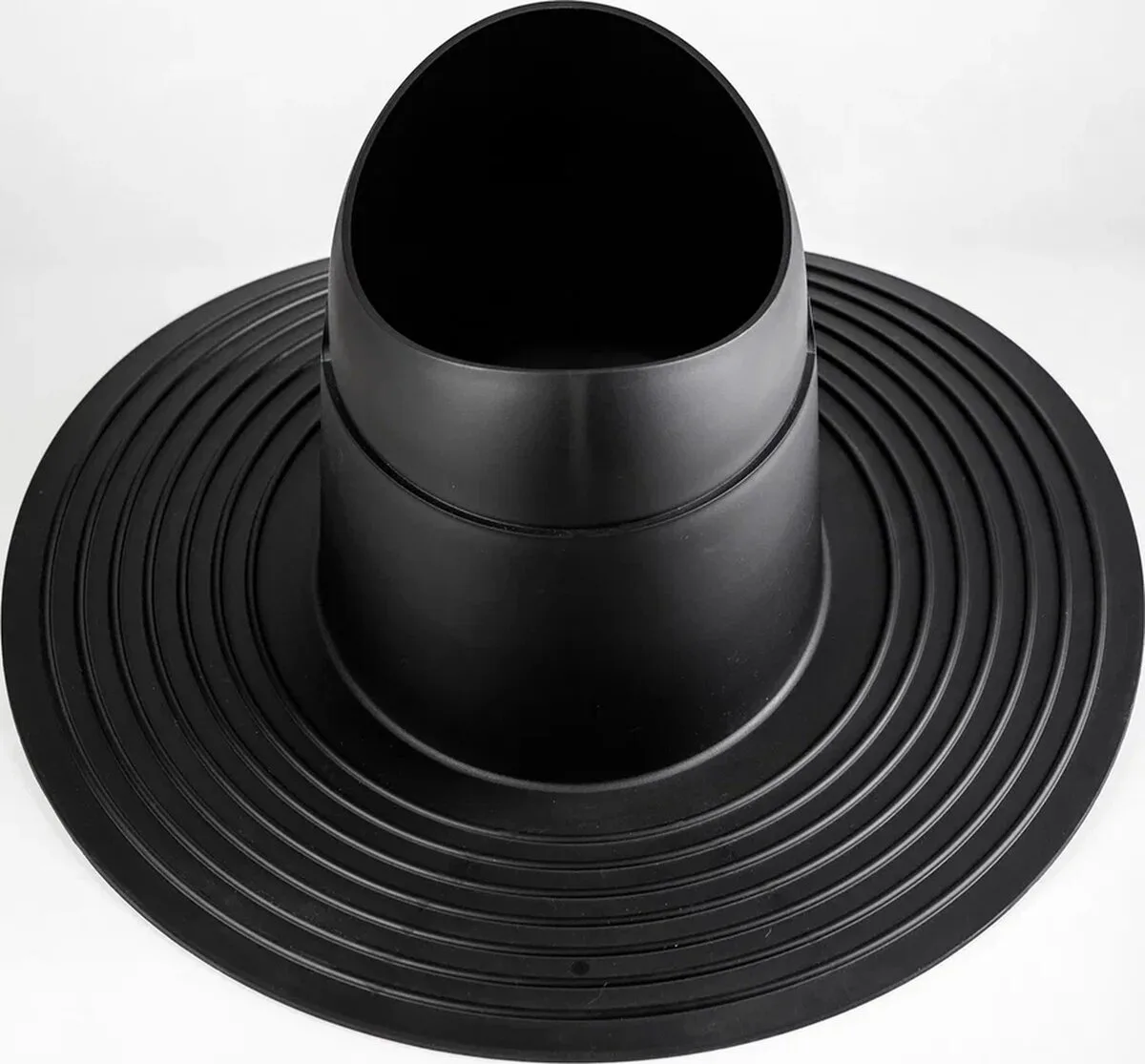 Элемент проходной Krovent Бейс-ВТ Флэт (Base-VT Flat) высокий 125-150 черный